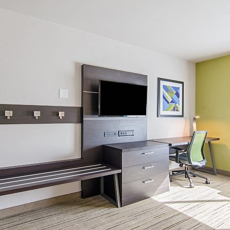 Holiday Inn Express & Suites - Atchison By Ihg Екстер'єр фото