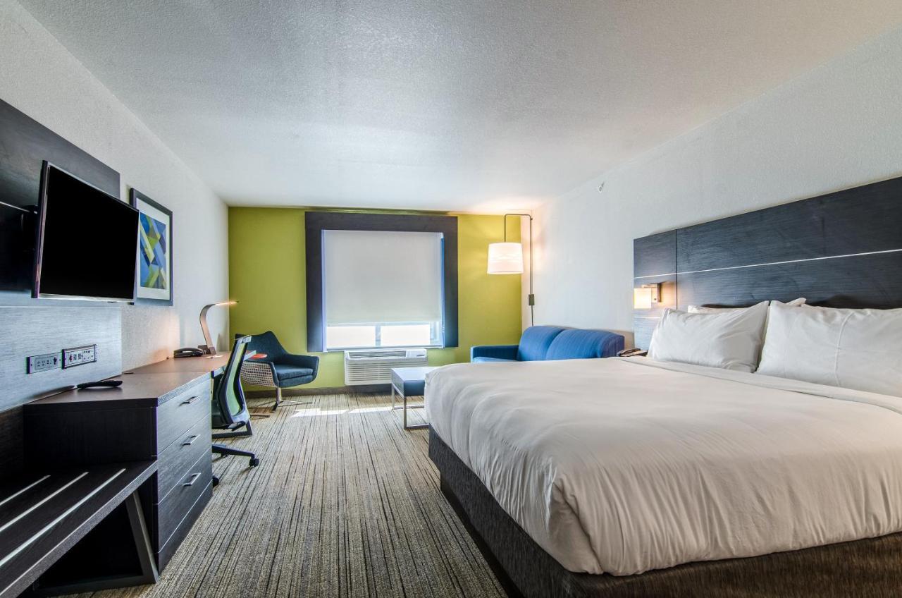 Holiday Inn Express & Suites - Atchison By Ihg Екстер'єр фото